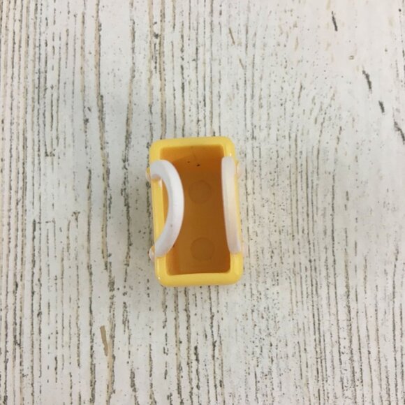 Bluey Lot of 2 Beach Bag Purse Chilli Yellow Pink for Mom Figure Playset Toy - Picture 7 of 10